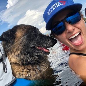 Meet your Posher, Nikki